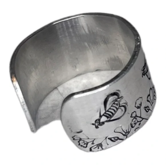 Handmade 9 stamped bee & floral pattern silver‎ hypoallergenic wide cuff ring - Picture 6 of 7